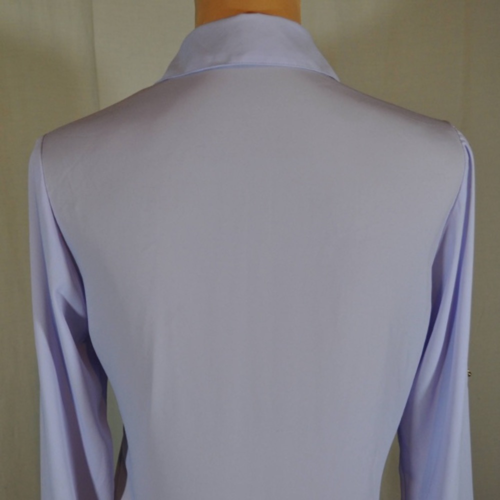 Express Lavender 1/4 botton Blouse - Picture 12 of 13